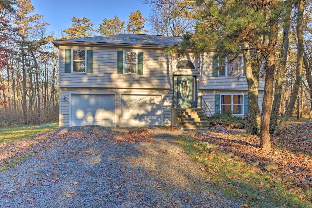 Holiday home Poconos Retreat Perks, Access!