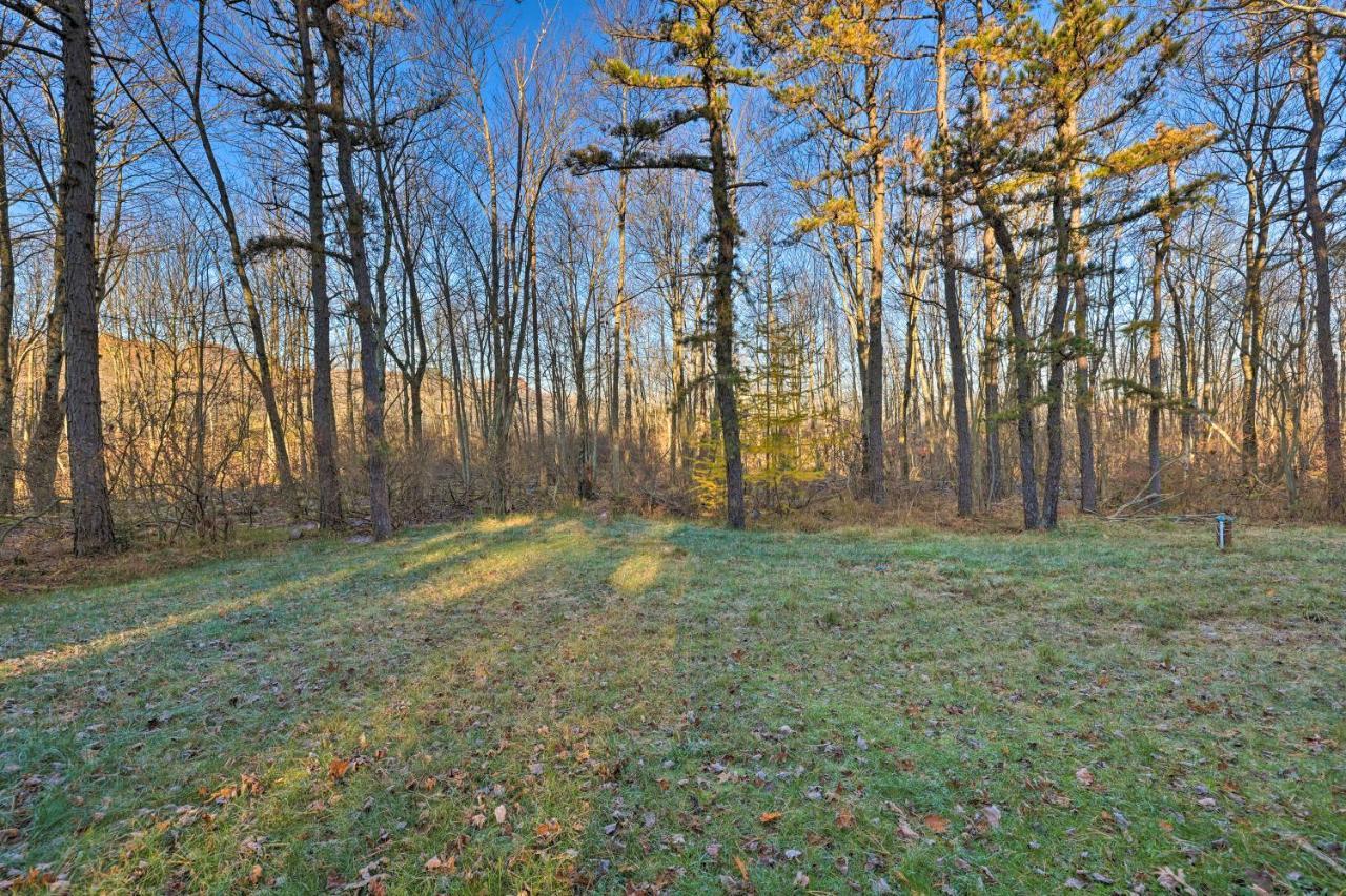 Poconos Retreat Perks, Access! Holiday home